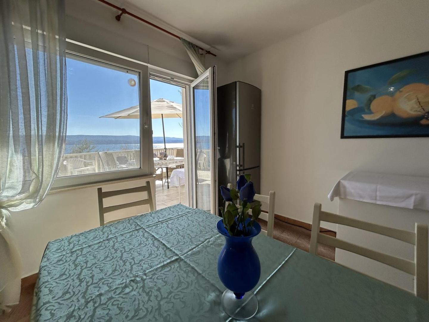 Azure Apartments By The Sea Near City オミシュ エクステリア 写真